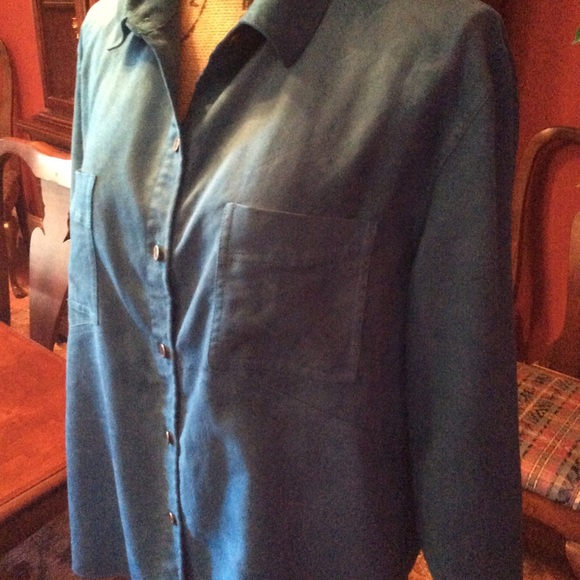 Chico’s faux Swede jacket/shirt. - Picture 3 of 5